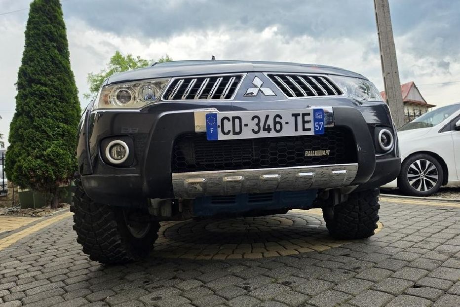 Продам Mitsubishi L 200 2011 года в Днепре