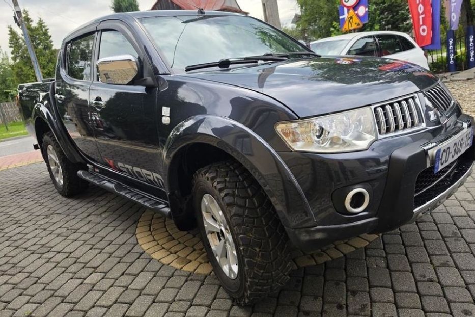 Продам Mitsubishi L 200 2011 года в Днепре