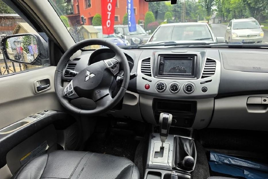 Продам Mitsubishi L 200 2011 года в Днепре