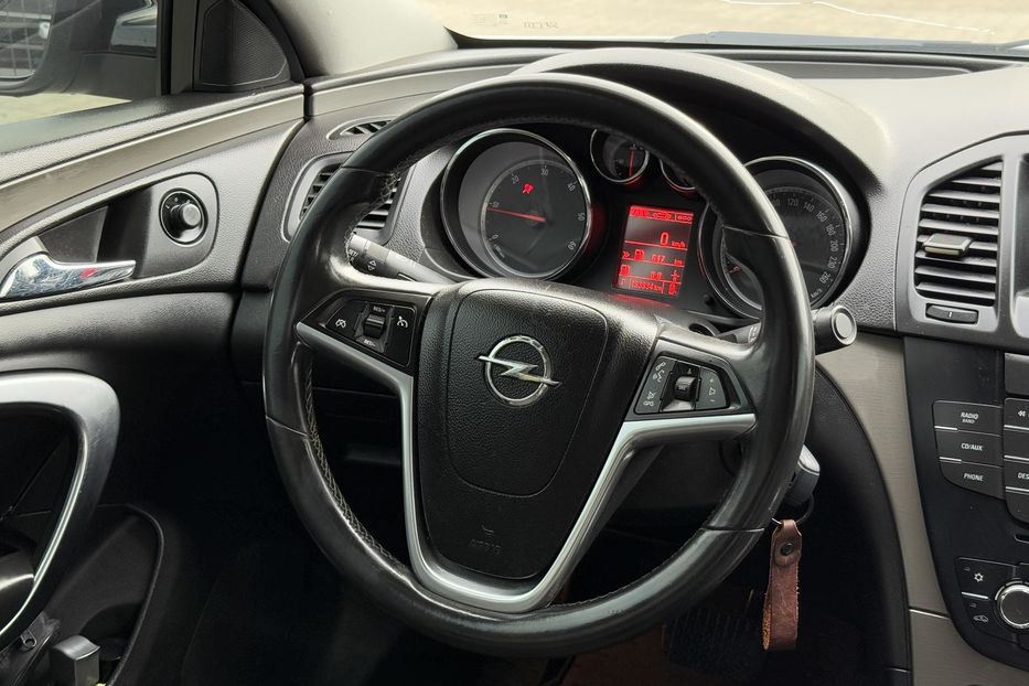Продам Opel Insignia 2012 года в Львове