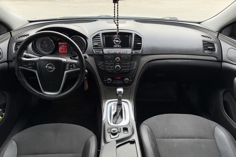 Продам Opel Insignia 2012 года в Львове