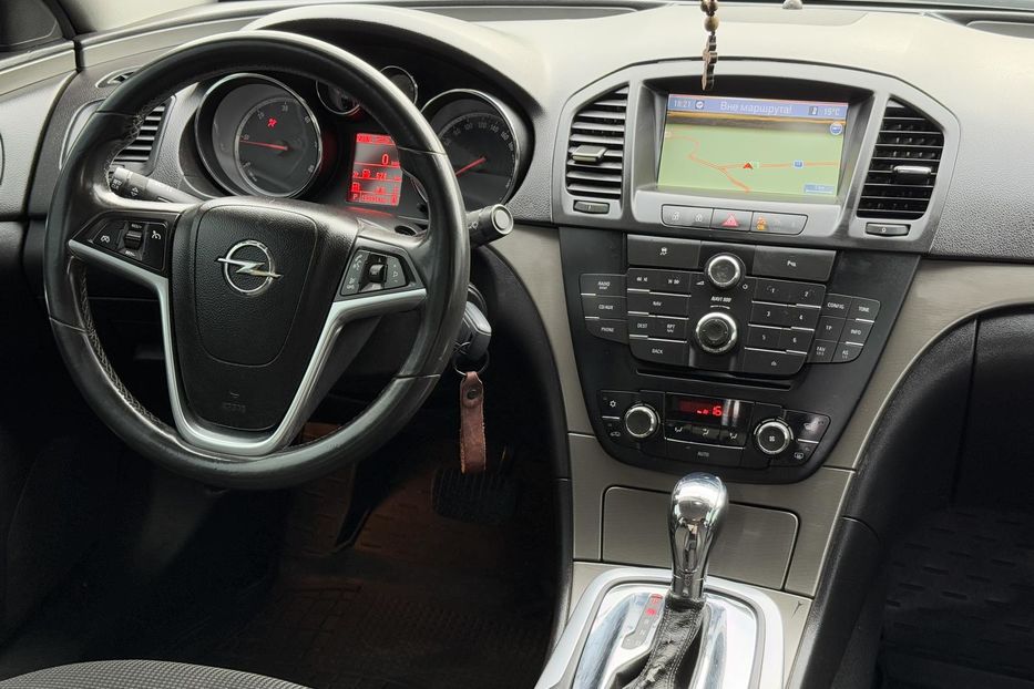 Продам Opel Insignia 2012 года в Львове