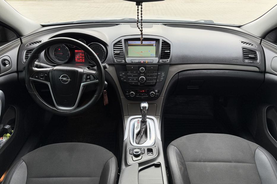 Продам Opel Insignia 2012 года в Львове
