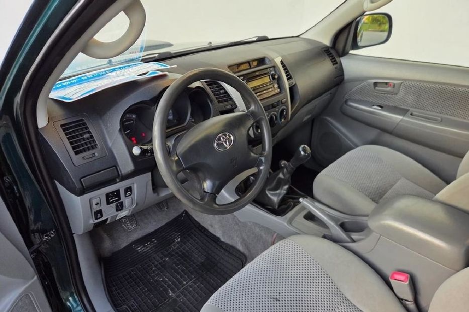 Продам Toyota Hilux 2008 года в Днепре