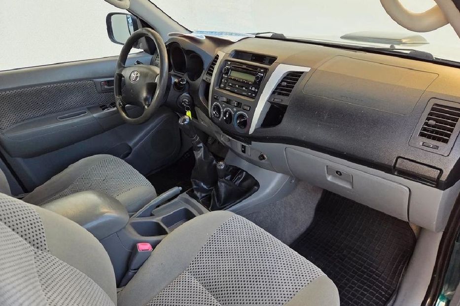 Продам Toyota Hilux 2008 года в Днепре