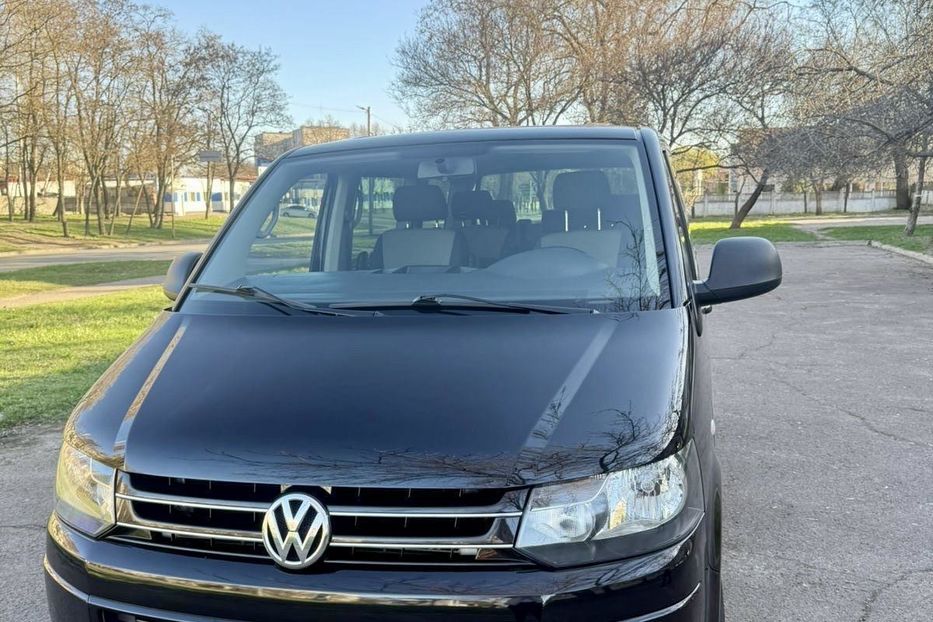 Продам Volkswagen Multivan 2011 года в Чернигове