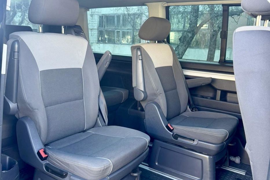 Продам Volkswagen Multivan 2011 года в Чернигове