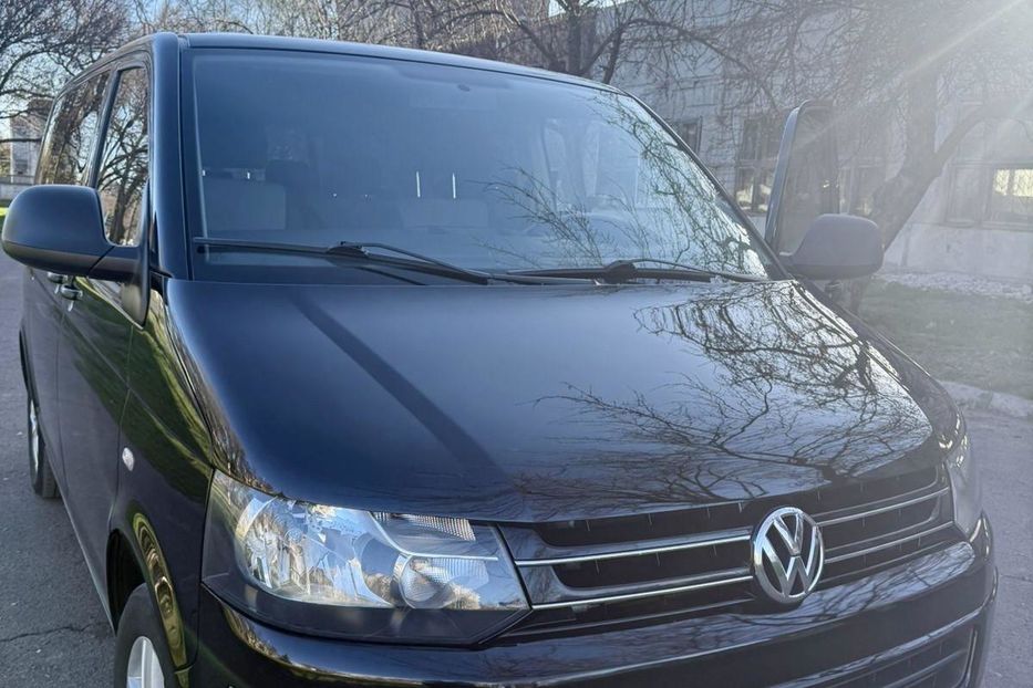 Продам Volkswagen Multivan 2011 года в Чернигове