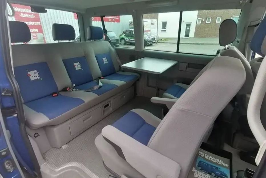 Продам Volkswagen T4 (Transporter) пасс. 2001 года в Днепре