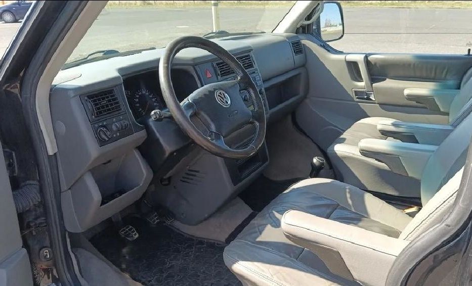 Продам Volkswagen T4 (Transporter) пасс. 2003 года в г. Купянск, Харьковская область