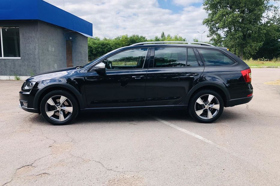 Продам Skoda Octavia A7 Scout 2.0 TDI DSG (184 к.с.) 4х4  2016 года в г. Коростень, Житомирская область
