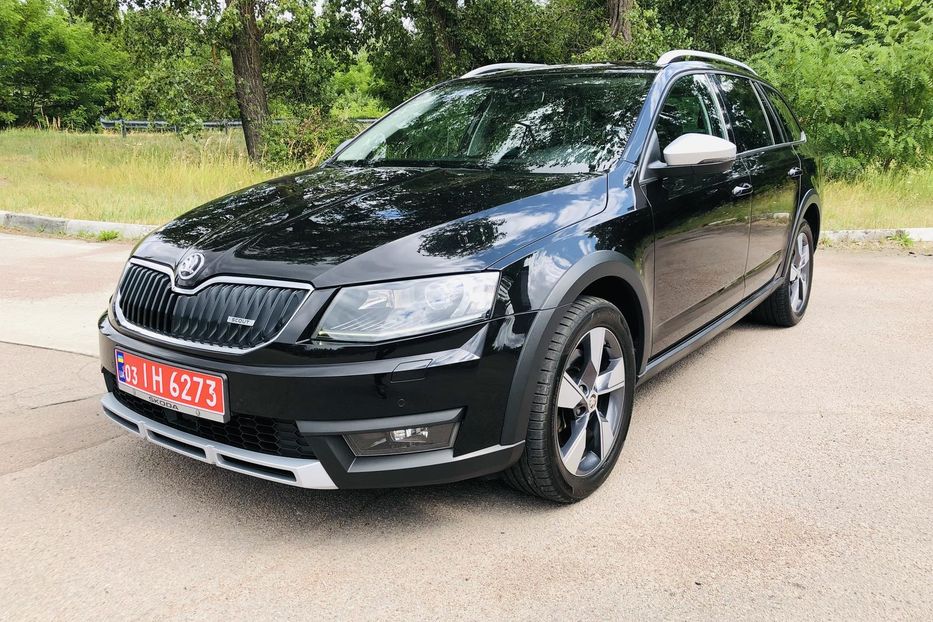 Продам Skoda Octavia A7 Scout 2.0 TDI DSG (184 к.с.) 4х4  2016 года в г. Коростень, Житомирская область