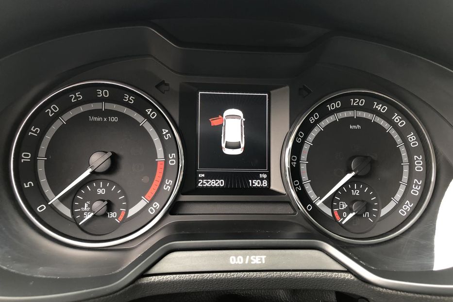 Продам Skoda Octavia A7 Scout 2.0 TDI DSG (184 к.с.) 4х4  2016 года в г. Коростень, Житомирская область