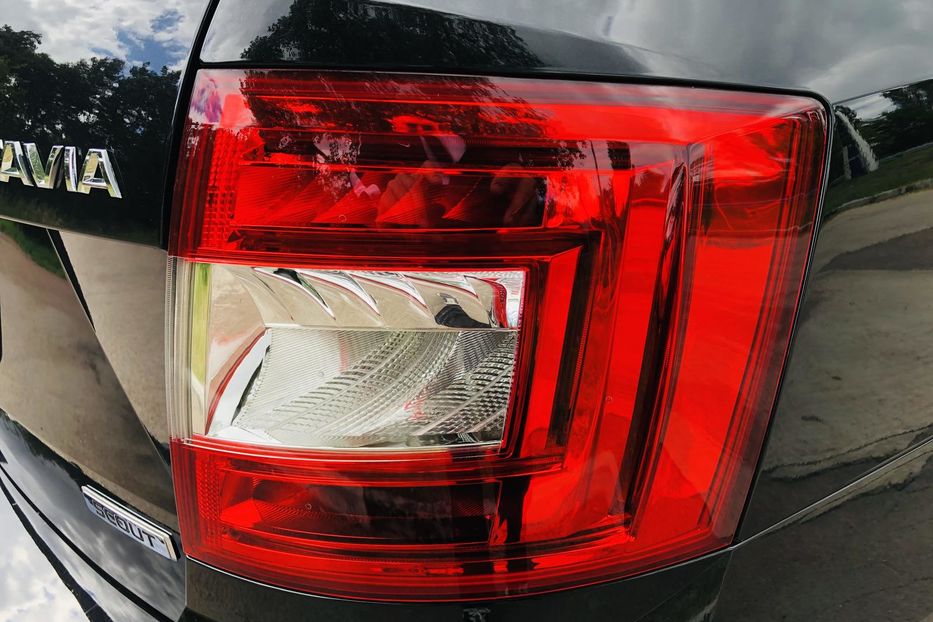 Продам Skoda Octavia A7 Scout 2.0 TDI DSG (184 к.с.) 4х4  2016 года в г. Коростень, Житомирская область