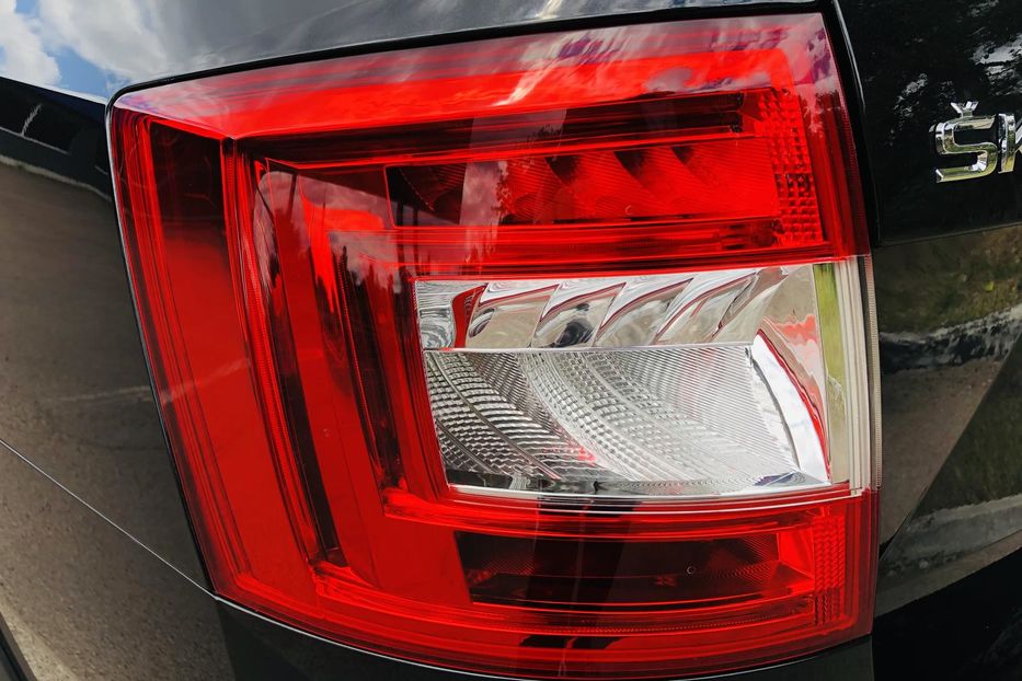 Продам Skoda Octavia A7 Scout 2.0 TDI DSG (184 к.с.) 4х4  2016 года в г. Коростень, Житомирская область