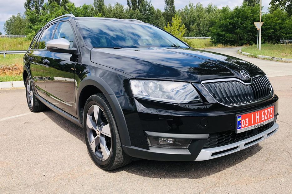 Продам Skoda Octavia A7 Scout 2.0 TDI DSG (184 к.с.) 4х4  2016 года в г. Коростень, Житомирская область