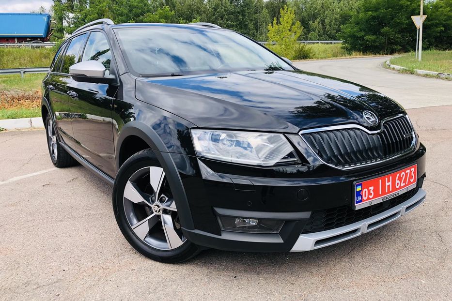 Продам Skoda Octavia A7 Scout 2.0 TDI DSG (184 к.с.) 4х4  2016 года в г. Коростень, Житомирская область