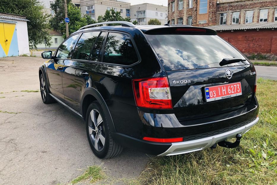 Продам Skoda Octavia A7 Scout 2.0 TDI DSG (184 к.с.) 4х4  2016 года в г. Коростень, Житомирская область