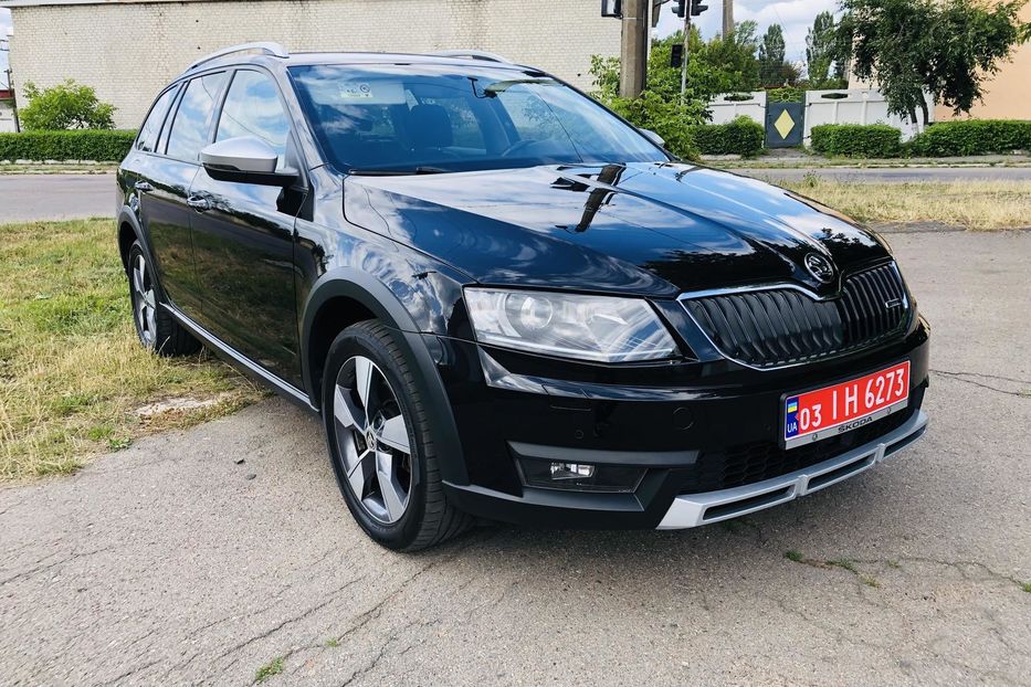 Продам Skoda Octavia A7 Scout 2.0 TDI DSG (184 к.с.) 4х4  2016 года в г. Коростень, Житомирская область