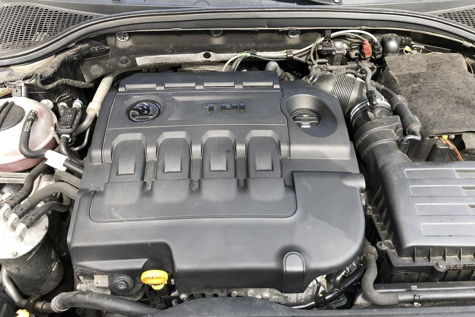 Продам Skoda Octavia A7 Scout 2.0 TDI DSG (184 к.с.) 4х4  2016 года в г. Коростень, Житомирская область