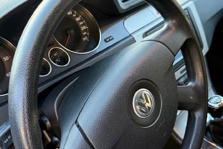Продам Volkswagen Passat B6 2005 года в Днепре