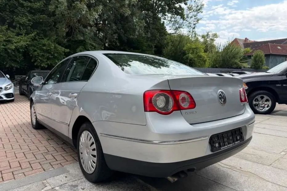 Продам Volkswagen Passat B6 2005 года в Львове