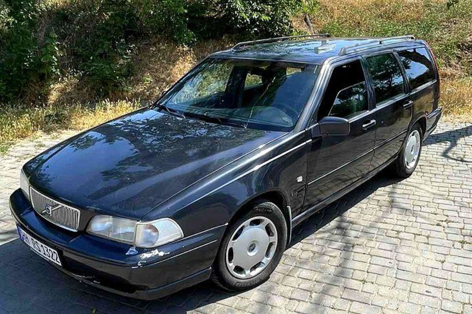 Продам Volvo V70 1999 года в Одессе