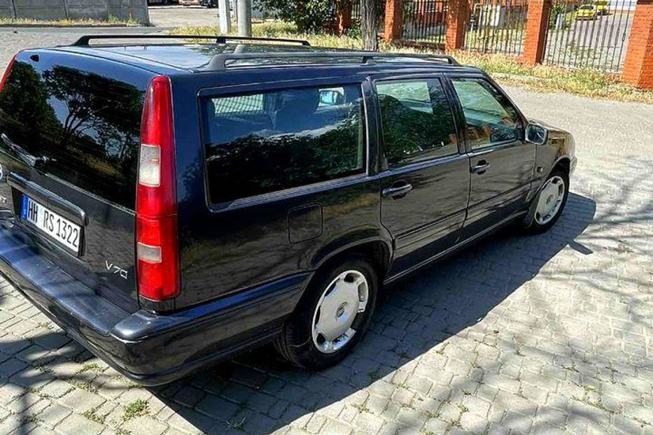 Продам Volvo V70 1999 года в Одессе