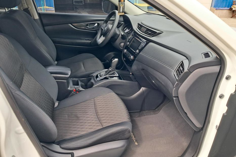 Продам Nissan X-Trail SV 2018 года в г. Гайсин, Винницкая область