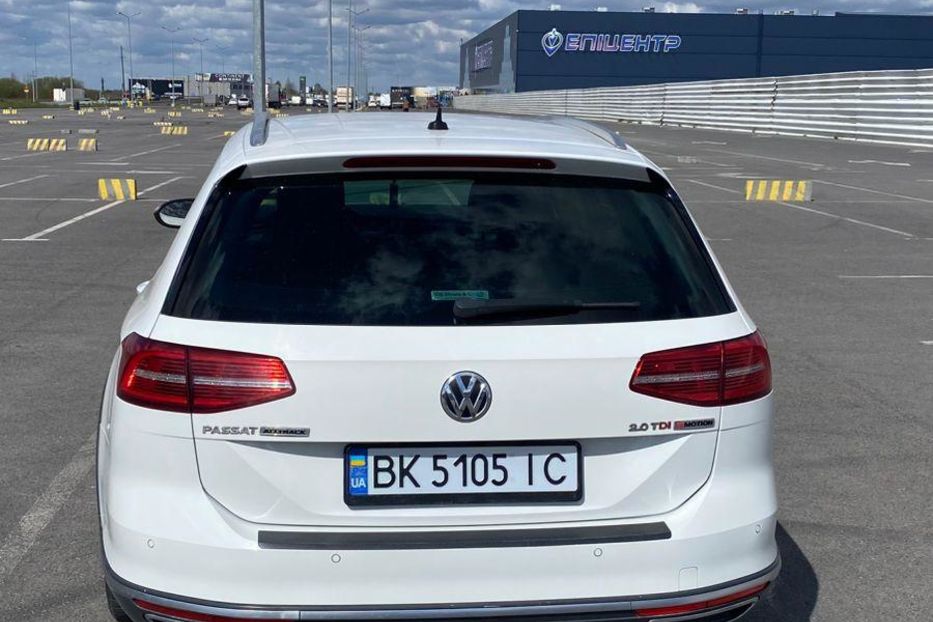 Продам Volkswagen Passat Alltrack MOTION 2016 года в Львове