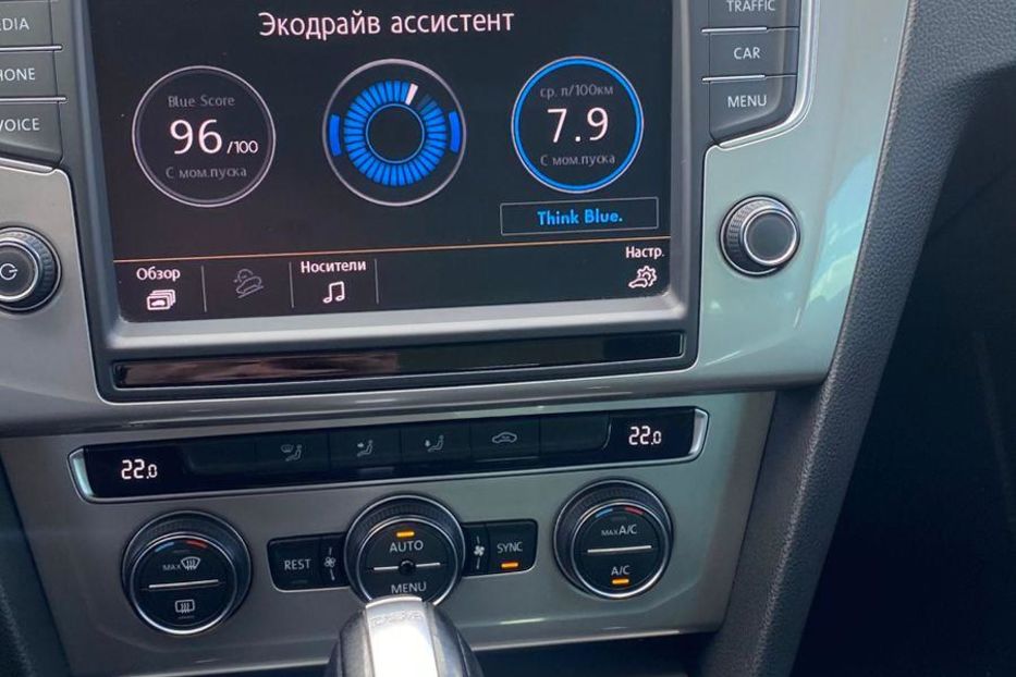 Продам Volkswagen Passat Alltrack MOTION 2016 года в Львове
