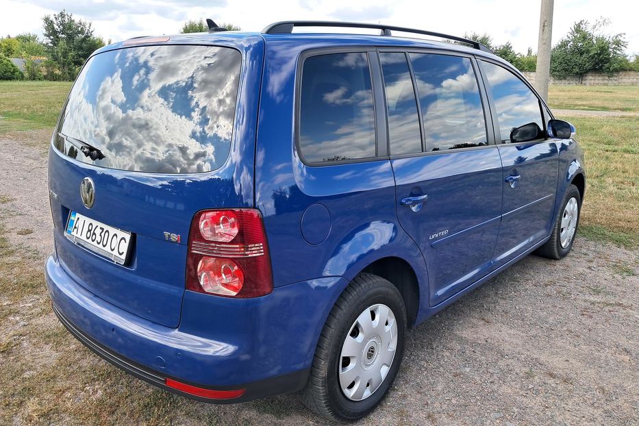 Продам Volkswagen Touran TSI 2009 года в г. Гайсин, Винницкая область