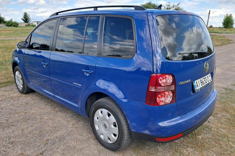 Продам Volkswagen Touran TSI 2009 года в г. Гайсин, Винницкая область