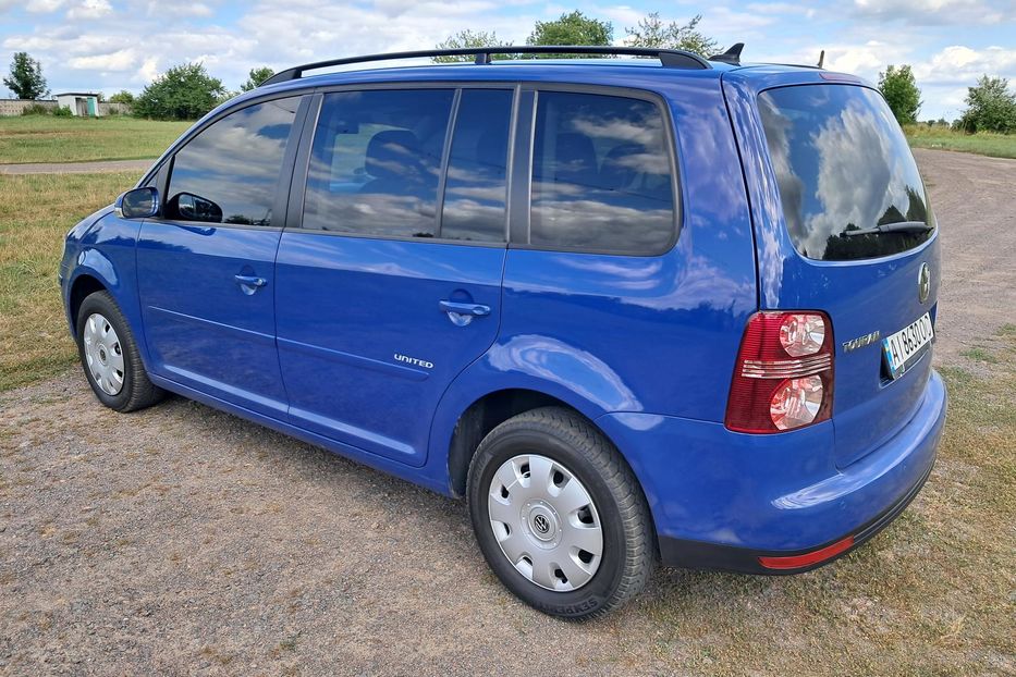 Продам Volkswagen Touran TSI 2009 года в г. Гайсин, Винницкая область