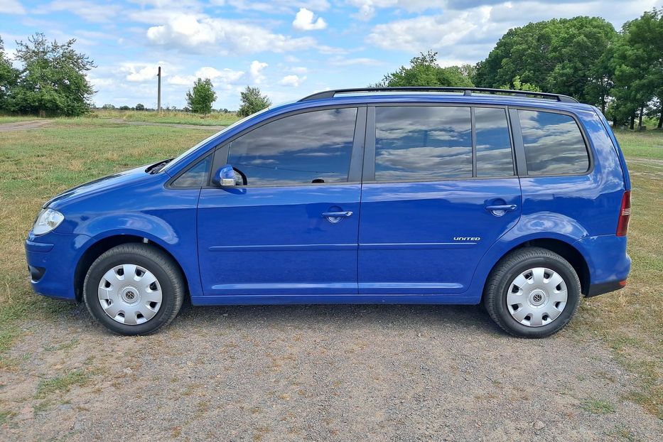 Продам Volkswagen Touran TSI 2009 года в г. Гайсин, Винницкая область