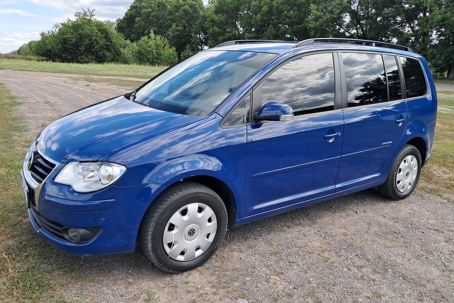 Продам Volkswagen Touran TSI 2009 года в г. Гайсин, Винницкая область