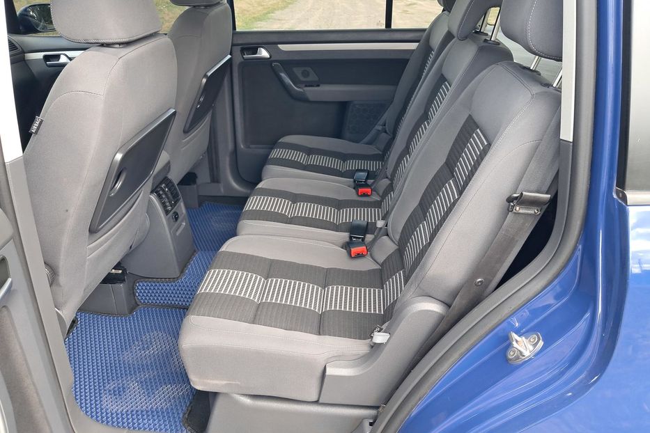 Продам Volkswagen Touran TSI 2009 года в г. Гайсин, Винницкая область
