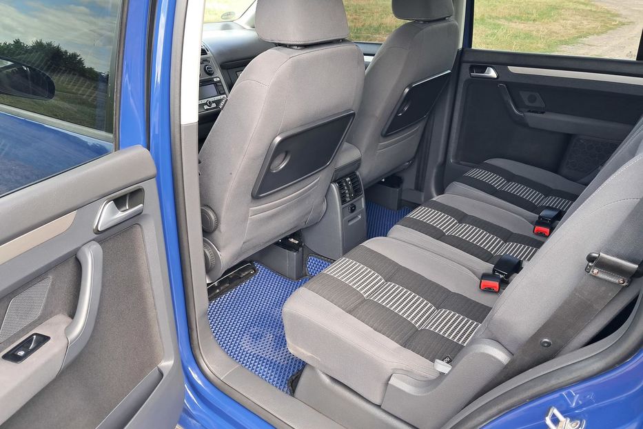 Продам Volkswagen Touran TSI 2009 года в г. Гайсин, Винницкая область