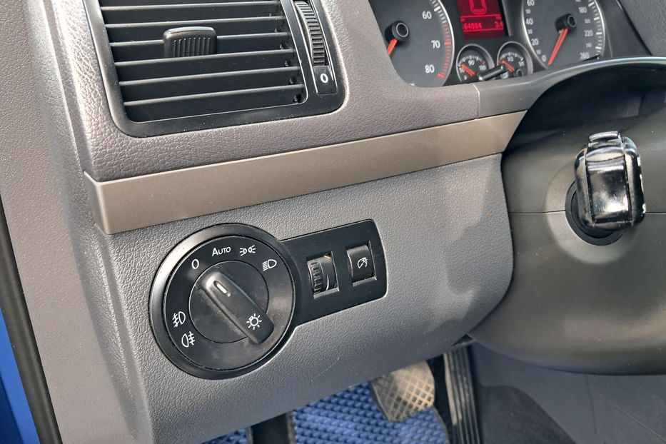 Продам Volkswagen Touran TSI 2009 года в г. Гайсин, Винницкая область