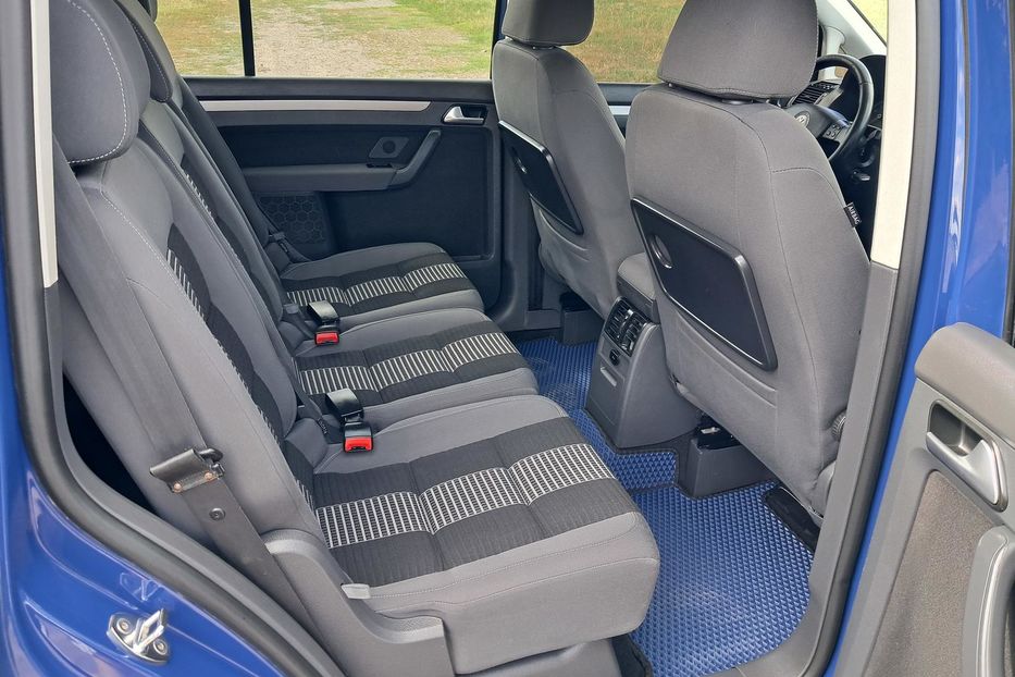 Продам Volkswagen Touran TSI 2009 года в г. Гайсин, Винницкая область