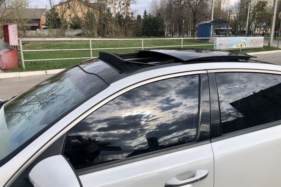 Продам Kia Optima Plug-In Hybrid EX Premium 2016 года в Харькове