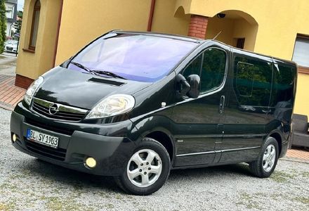 Продам Opel Vivaro пасс. 2006 года в Херсоне