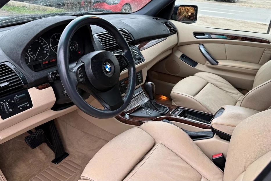 Продам BMW X5 2004 года в Харькове