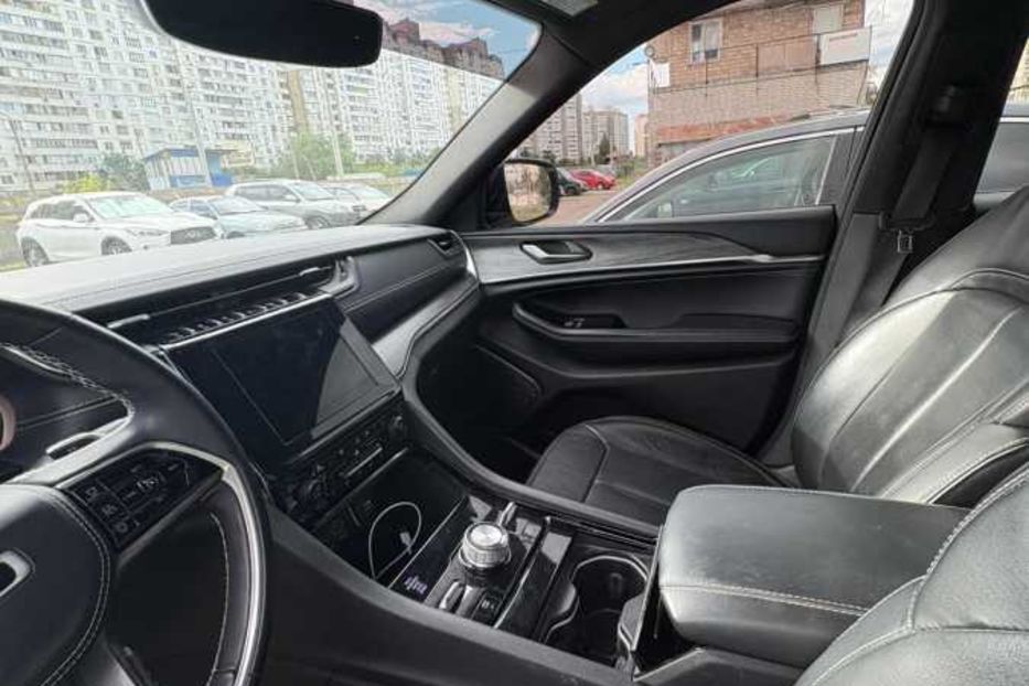 Продам Jeep Grand Cherokee Long overland  2022 года в Киеве