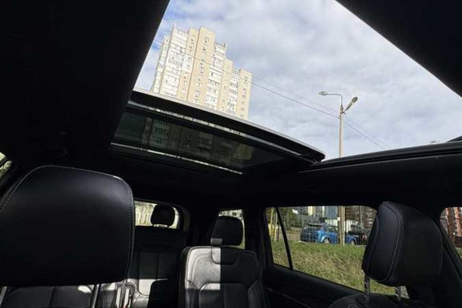 Продам Jeep Grand Cherokee Long overland  2022 года в Киеве