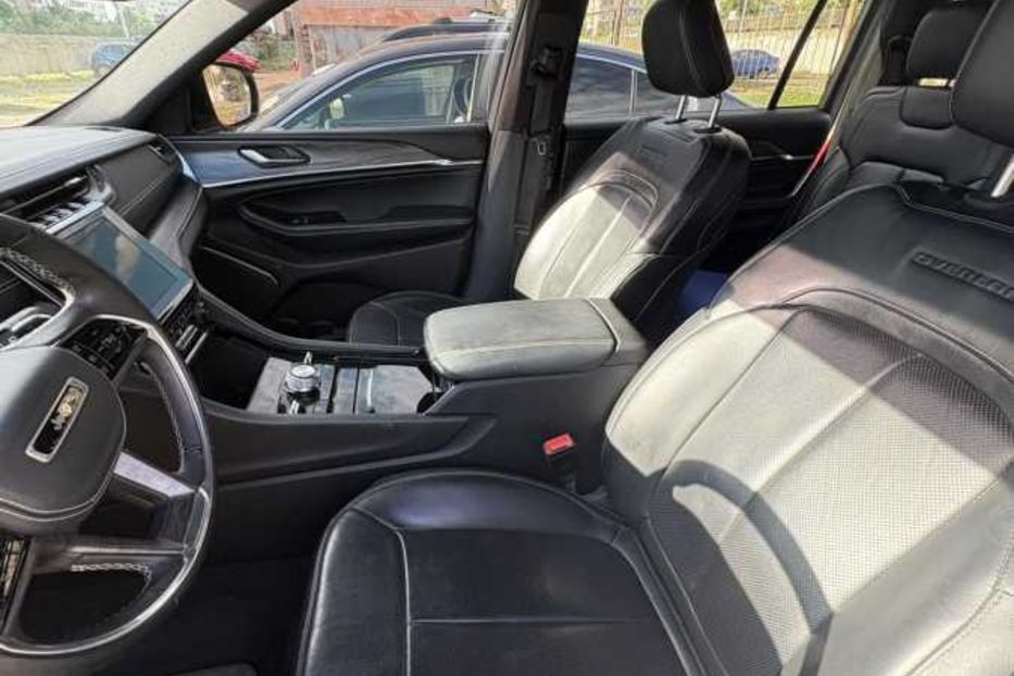 Продам Jeep Grand Cherokee Long overland  2022 года в Киеве