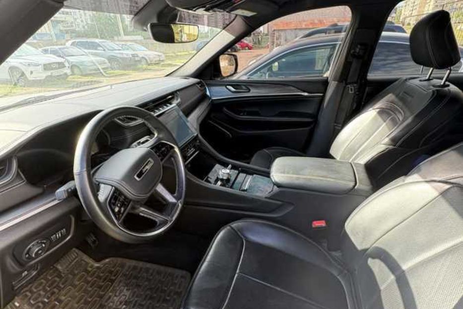 Продам Jeep Grand Cherokee Long overland  2022 года в Киеве