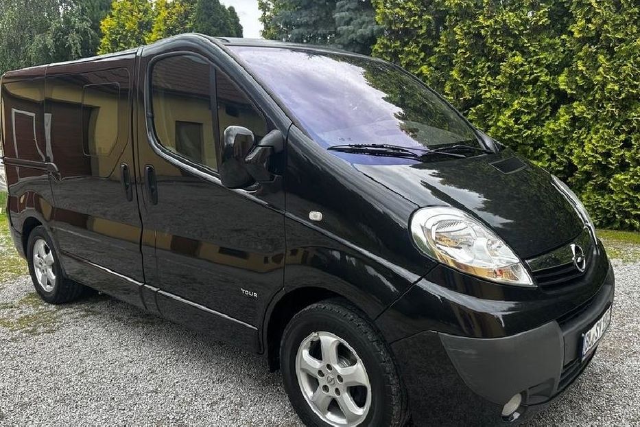Продам Opel Vivaro пасс. 2006 года в Херсоне