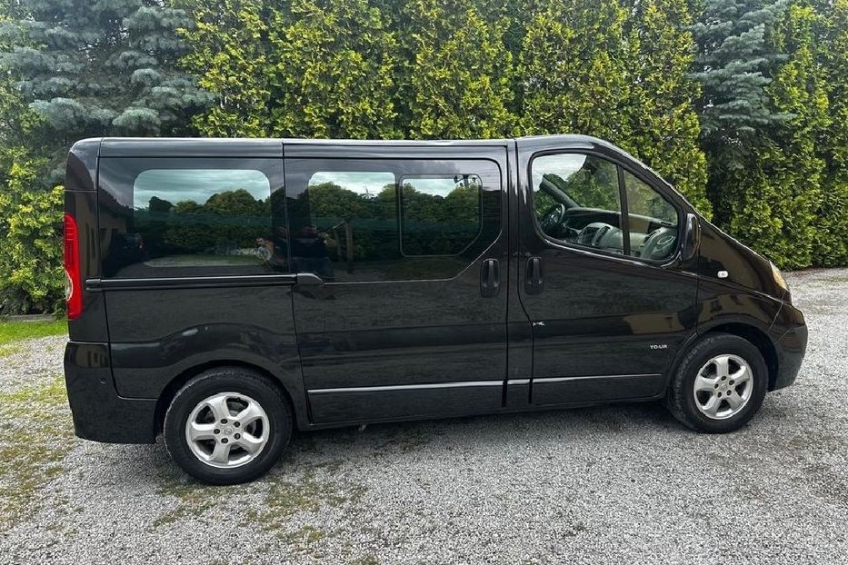Продам Opel Vivaro пасс. 2006 года в Херсоне