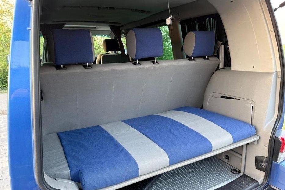 Продам Volkswagen T4 (Transporter) пасс. 2002 года в г. Дружковка, Донецкая область